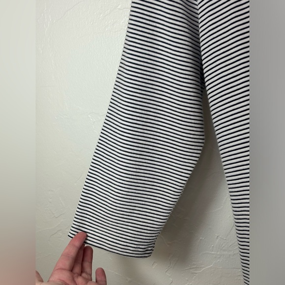 TALBOTS Gold Button Shoulder Pullover 3/4 Sleeve Classic Black White Stripe Prep - Picture 13 of 14